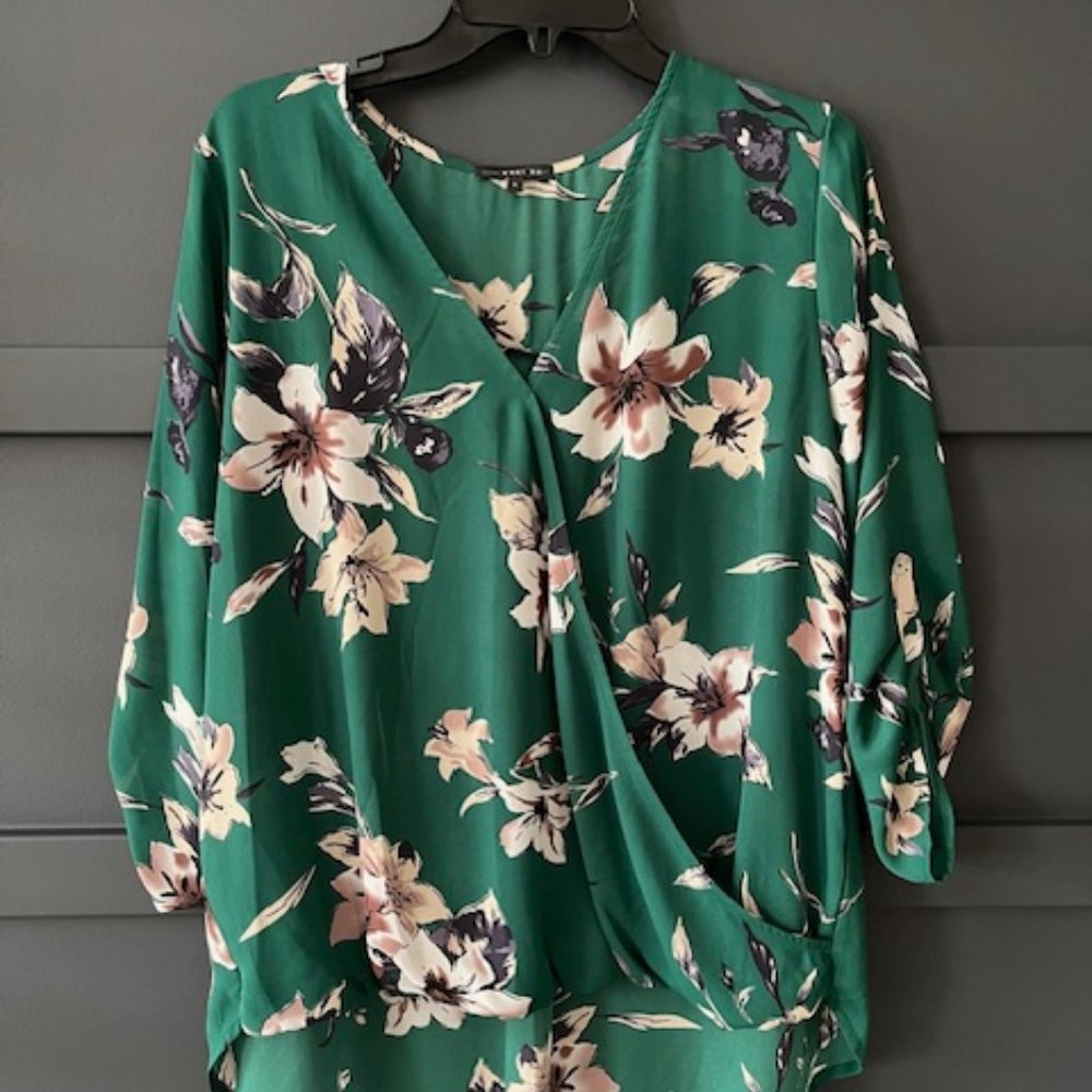 West Kei Green Floral Blouse